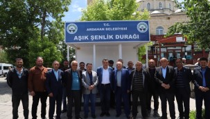 BAŞKAN DEMİR KENTİ MODERN DURAKLARLA DONATIYOR