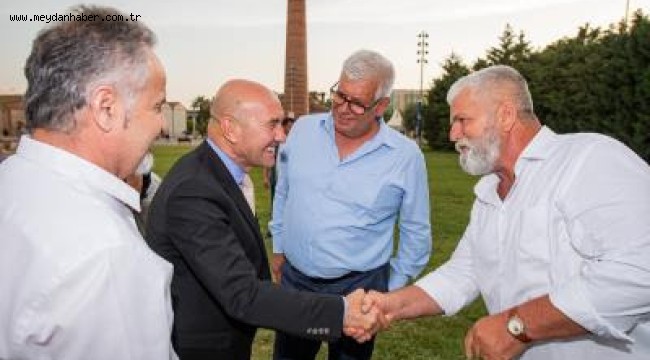 Başkan Soyer Balkan göçmenleriyle buluştu