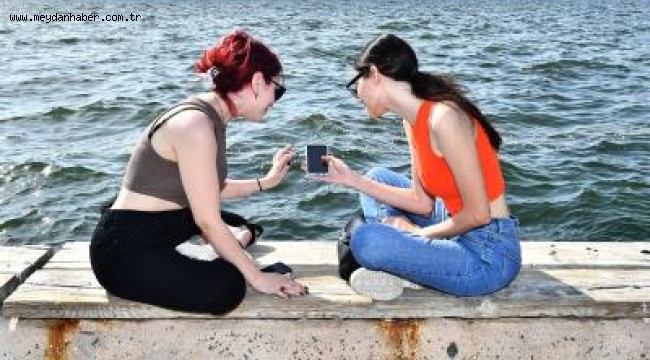 Başkan Soyer'in gençlere armağanı Wizmirnet artık sahil hattında 