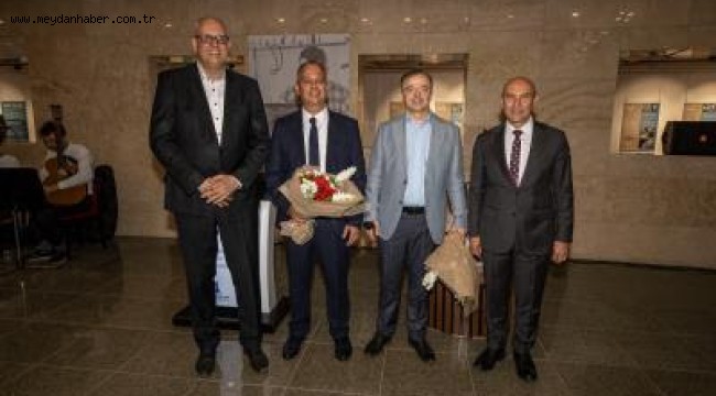 Başkan Tunç Soyer Almanya'ya göç sergisini açtı