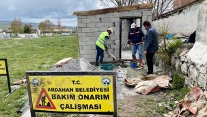 BELEDİYE'DEN MAHALLE MEZARLIĞINA MALZEME DEPOSU