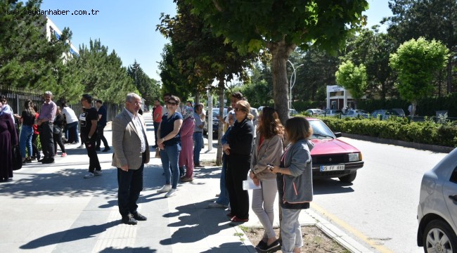 Belediyeden sınava giren öğrencilere ve velilerine jest