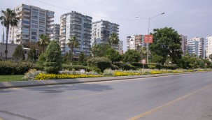 BÜYÜKŞEHİR'İN MODERN DOKUNUŞLARIYLA MERSİN YEŞİLE DOYUYOR