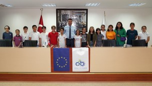 Çocuk Meclisi'nin Yeni Üyeleri Bir Araya Geldi