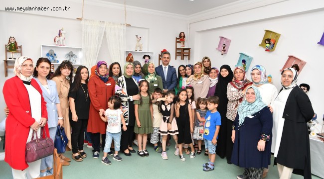 El Emeklerini Sergilediler