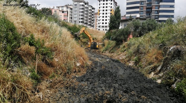 HBB DERE VE KANAL TEMİZLİKLERİNE DEVAM EDİYOR