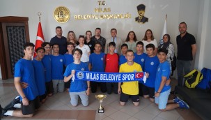 HENTBOLCULARDAN BAŞKAN TOKATA ZİYARET