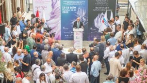 İzmir'in modaya yön veren üç fuarı tanıtıldı