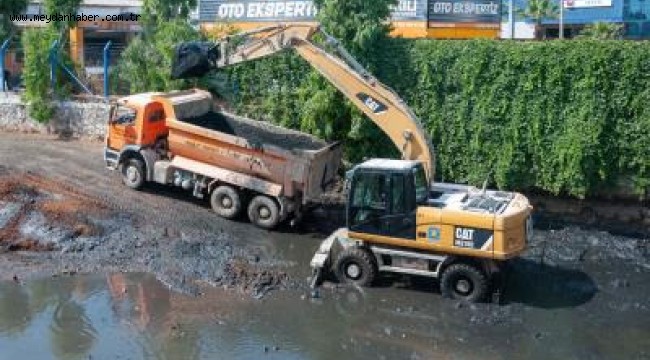 İZSU ekipleri derelerde temizlik operasyonu başlattı