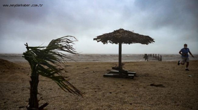 Küba'da kasırga sezonunun başlaması nedeniyle alarm verildi