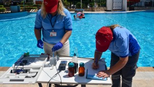 MESKİ MERKEZ SU ANALİZ LABORATUVARI HAVUZ SUYU ANALİZLERİNE DEVAM EDİYOR