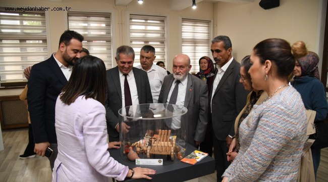 Nostaljik Oyuncaklar Sergileniyor