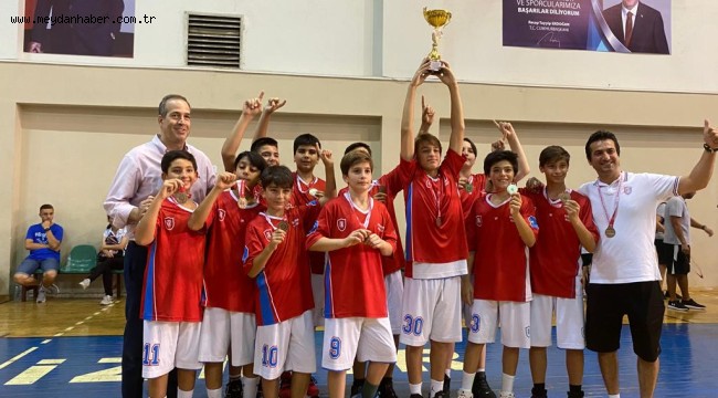 Türk Koleji Sporcuları Yine Namağlup Şampiyon