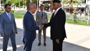 Valimiz Ali Fuat Atik'i Makamında Ziyaret Etti