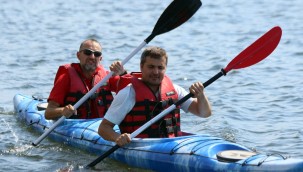 Görme engelli kanocular yarıştı