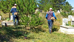 KABRİSTANLAR BAYRAM ZİYARETİNE HAZIRLANIYOR...