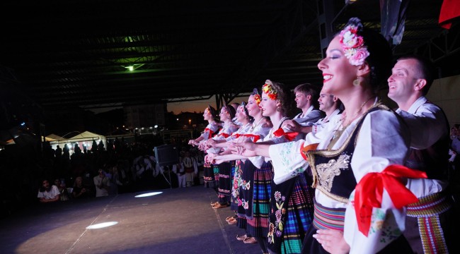 SARIMSAKLI'DA HALK OYUNLARI RÜZGARI