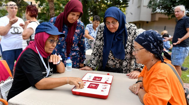 Alzheimer Günü'nde oyunlar oynadılar