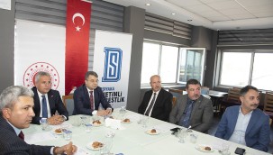 BAŞKAN ŞEVİK VE MİLLETVEKİLİ AKKAL ESNAF ZİYARETİ YAPTI