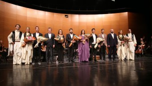 Bozkırın Tezenesi'ne senfonik anma