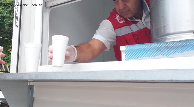 HER SABAH DAĞITILAN ÇORBALAR SİNCANLILARIN İÇİNİ ISITIYOR