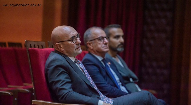 Rumeli'den Göçler ve Osmanlı'da Çok Kültürlülük söyleşisi yapıldı