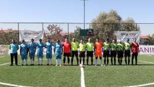 Yenimahalle'nin gören kalpleri Denizli'yi yendi