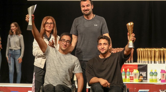 4'ÜNCÜ GAZİ YARI MARATONU ÖDÜL TÖRENİ YAPILDI