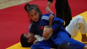 Amatör Spor Haftası, Sporun Enleri 2022 ödül töreni ile sona erdi