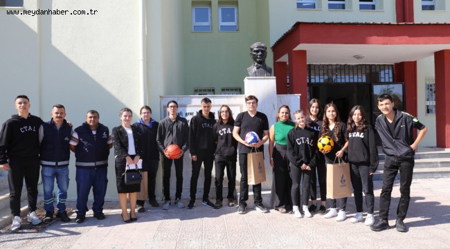 Atık Pil Toplayan Okullara Güzelbahçe Belediyesi'nden Ödül