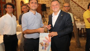 BAŞKAN SAVAŞ AKADEMİSYENLER İLE BULUŞTU