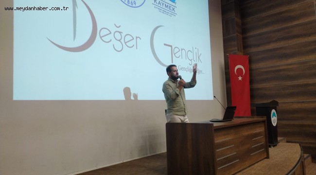 BÜYÜKŞEHİR'İN "ÖDÜLLÜ" PROJESİ DEĞER GENÇLİK'TE YENİ EĞİTİM ÖĞRETİM YILI DERSLERİ BAŞLADI