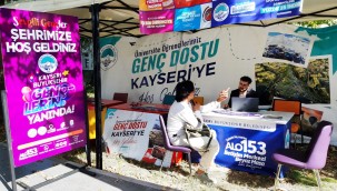 BÜYÜKŞEHİR'İN REHBERLİK VE DANIŞMA HİZMETİ ÖĞRENCİLERDEN YOĞUN İLGİ GÖRDÜ