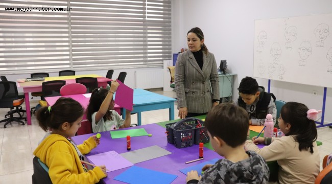 ÇOCUK ÜNİVERSİTESİ DERS BAŞI YAPTI