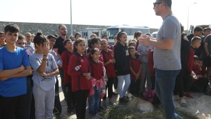 ÇOCUKLAR 'YAŞAMIN KALBİ DENİZDE ATIYOR' İLE BİLİNÇLENDİ