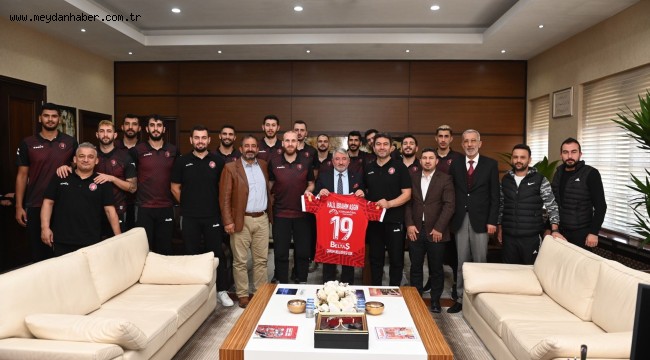 Çorum'un efeleri Başkan Aşgın'ı ziyaret etti