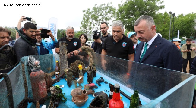 Daha azıyla daha çok dünya