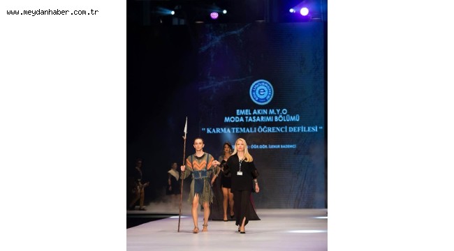 EÜ Emel Akın Meslek Yüksekokulu öğrencilerinden "Karma Temalı Öğrenci Defilesi"