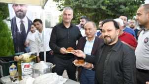 FESTİVALİN EN RENKLİ STANDI SARIÇAM OLDU