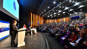 İzmir Kent Konseyi'nin yeni başkanı Nilay Kökkılınç