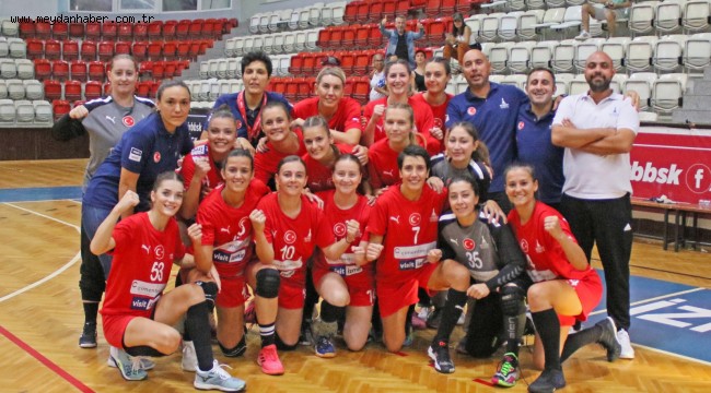 İzmirli hentbolculara Portekizli rakip