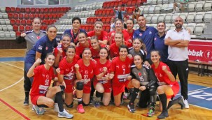 İzmirli hentbolculara Portekizli rakip