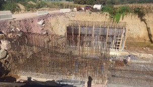 İzmit Yenice Köyünde menfez yapılıyor