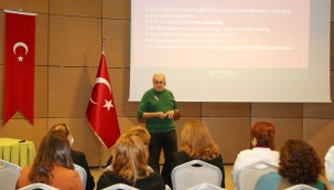 KÜÇÜKÇEKMECE BELEDİYESİ PERSONELİNE MEME KANSERİ FARKINDALIK SEMİNERİ