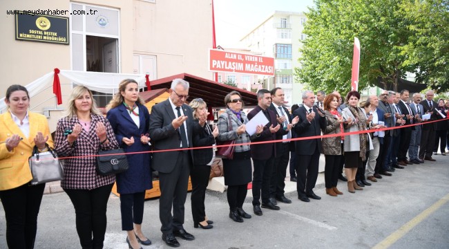 Sosyal Destek Hizmetleri Müdürlüğü Binası ve Keşan Belediyesi Paylaşım Mağazası muhtarların katılımıyla açıldı
