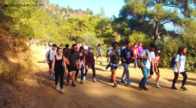 Yeşilay İzmir Şubesi doğayla kucaklaştı