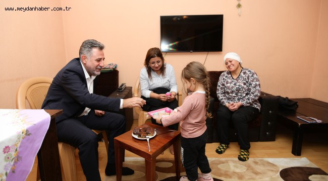 Başkan Sandal: "Bayraklı'yı sokaktan yönetiyoruz"