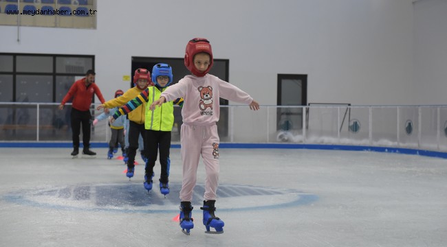 BUZ PİSTİNDE HALK GÜNLERİ BAŞLIYOR 