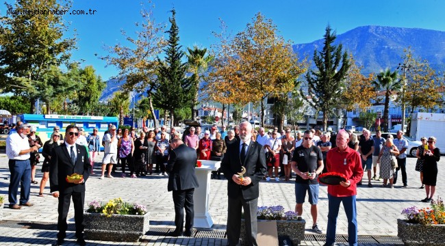 FETHİYE'DEKİ İNGİLİZLERDEN ATATÜRK'Ü ANMA TÖRENİ