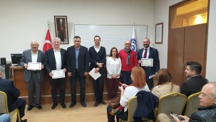 PLASTİK SANAYİCİLERİNDEN EMYO ÖĞRENCİLERİNE:  "YETER Kİ BAŞARIYLA MEZUN OLUN, İŞİNİZ HAZIR"